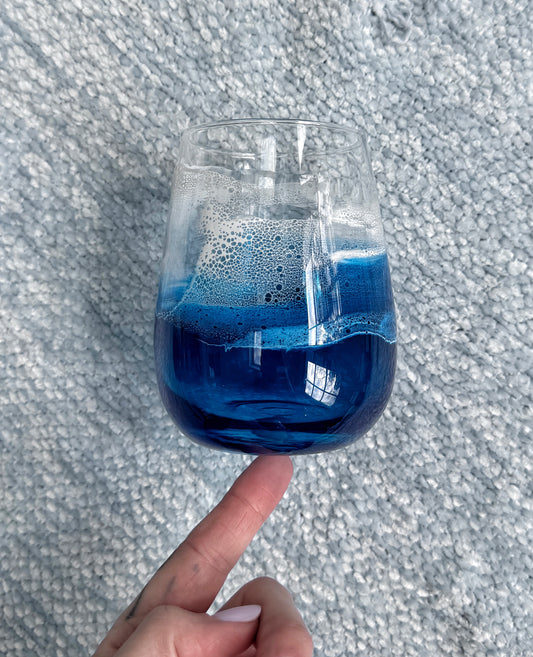 Resin Stemless Wine Wave Glasses 5.3.24